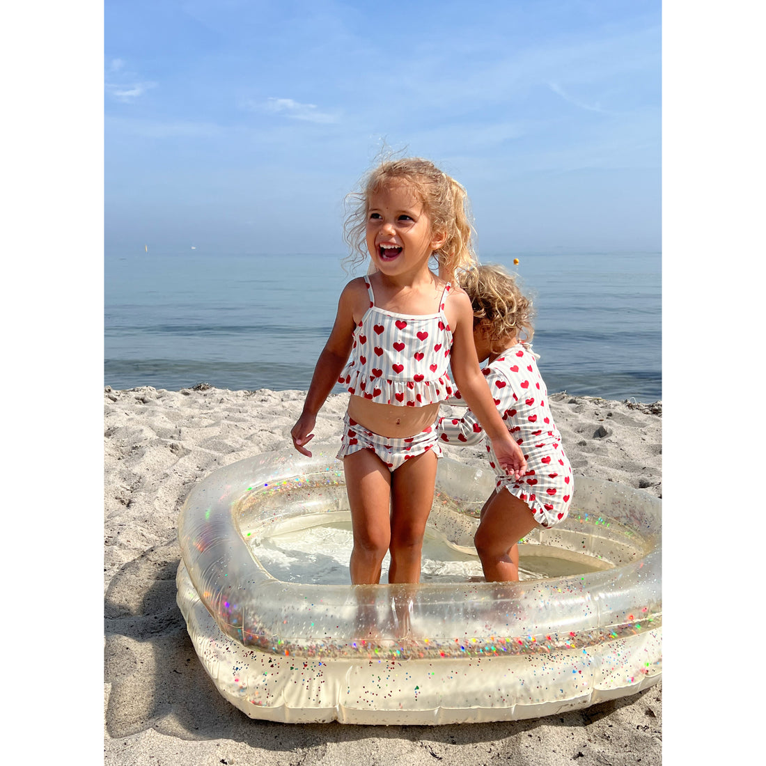 konges-slojd-nomi-bikini-amour-blue-stripe-kong-s23ks5281-ab-9m