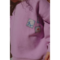 konges-slojd-rhw-x-ks-lettre-sweat-ocs-lupine-clothing-wear-fashion-kong-s25ks103611-lup-18m