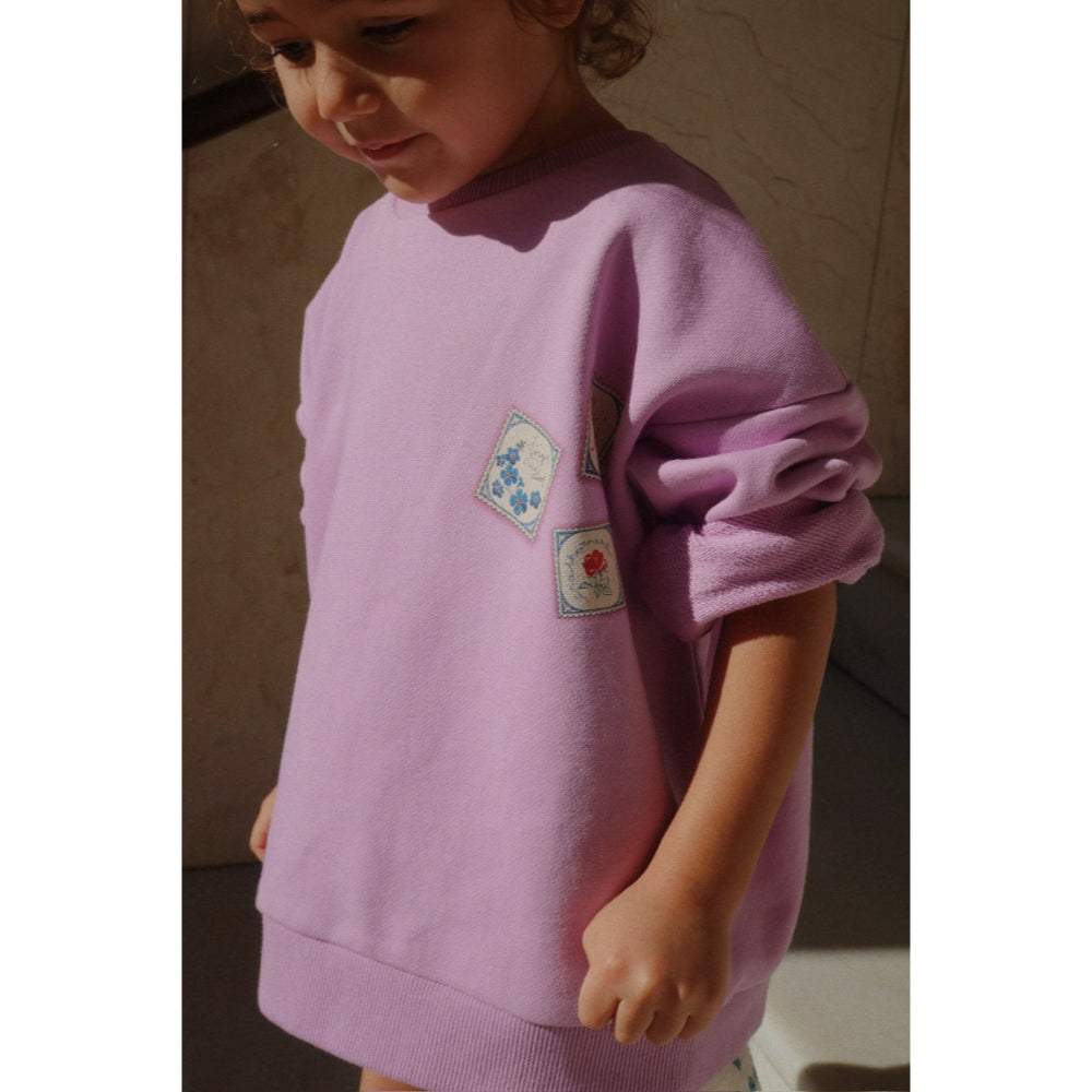 konges-slojd-rhw-x-ks-lettre-sweat-ocs-lupine-clothing-wear-fashion-kong-s25ks103611-lup-18m