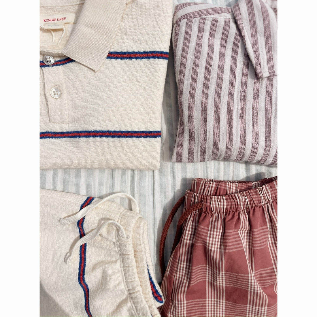 konges-slojd-trio-polo-gots-trio-stripe-clothing-wear-fashion-kong-s26ks105557-trs-2y-05
