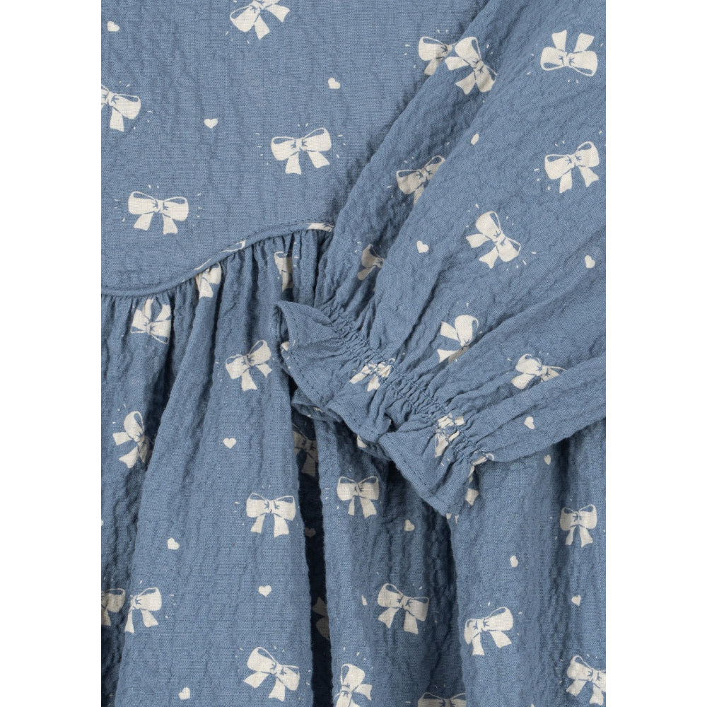 konges-sløjd-vida-dress-gots-boucle-blue-kong-w25ks104033-bobl-2y