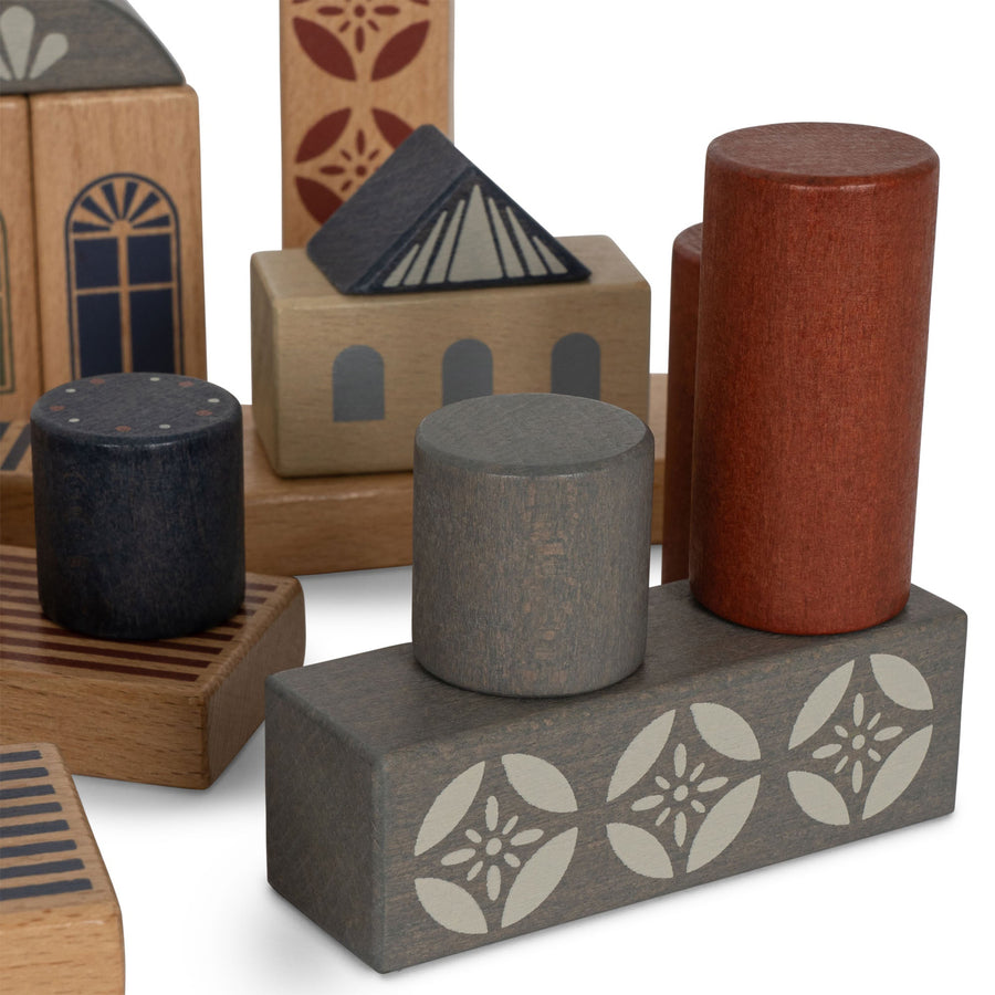 konges-sløjd-wooden-building-blocks-with-print-34-pcs-fsc-beige-toffee-one-size-kong-w23ks6517-btoffee-os