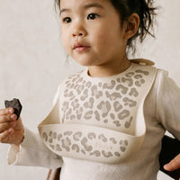 lh-e-silicone-bibs-graouu-sand-baby-nursery-elhe-9002036
