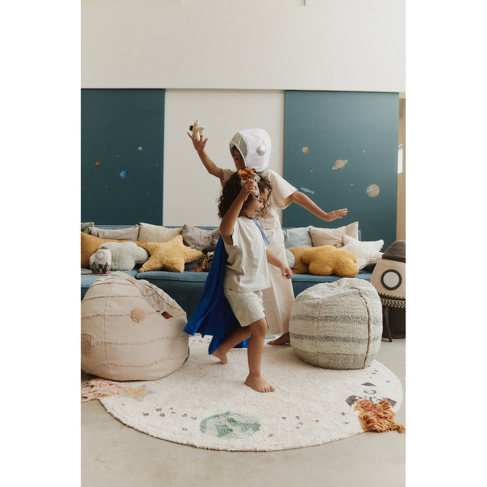 lorena-canals-mom-i-want-to-be-an-astronaut-interstellar-journey-machine-washable-cotton-rug-140x140cm-lore-c-interstellar