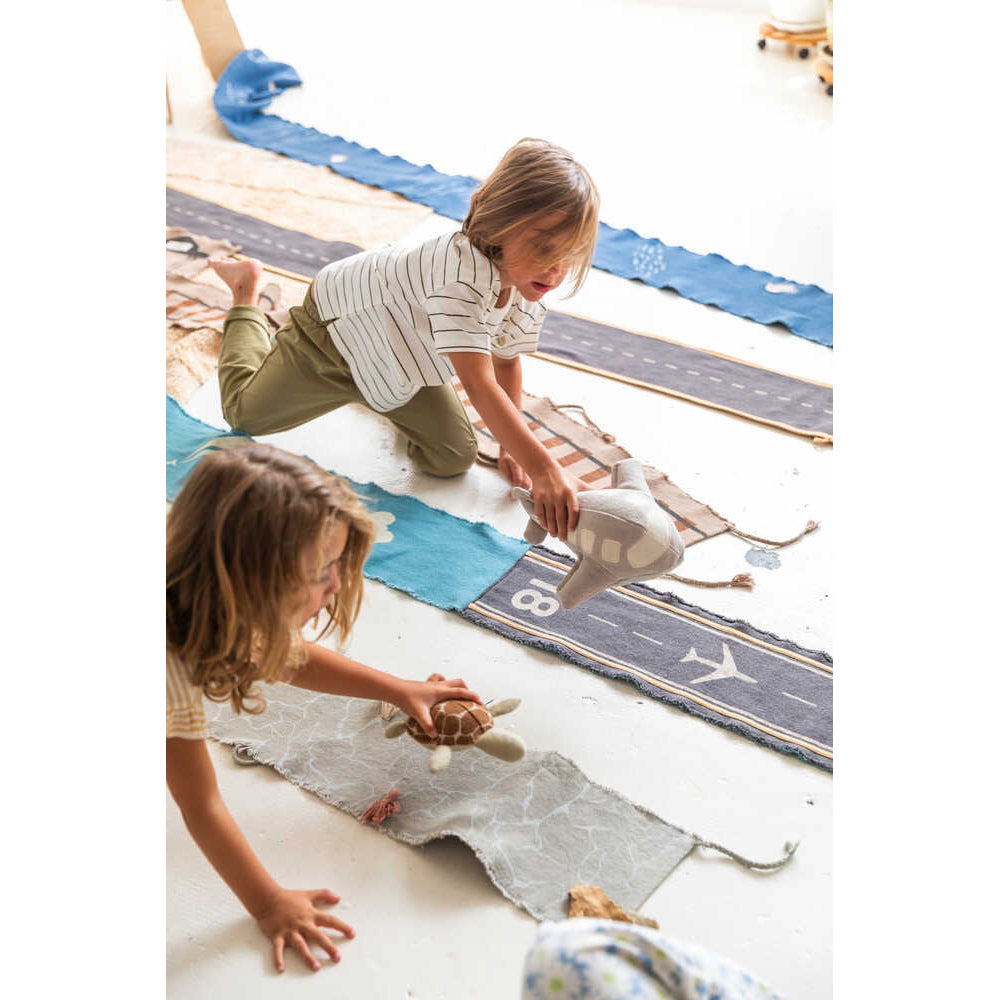 lorena-canals-ride-&-roll-airplane-machine-washable-textile-toy-lore-sct-plane