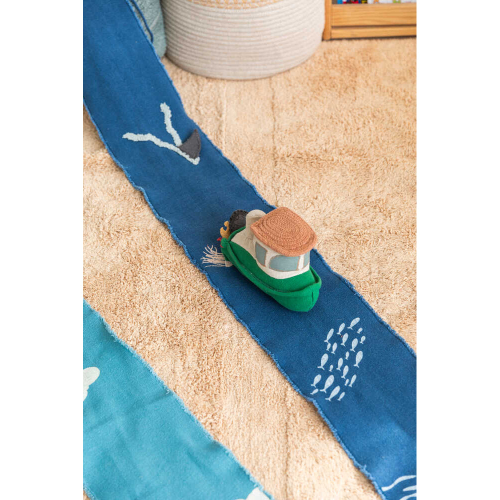 lorena-canals-ride-&-roll-sea-clean-up-boat-machine-washable-textile-toy-lore-sct-boat