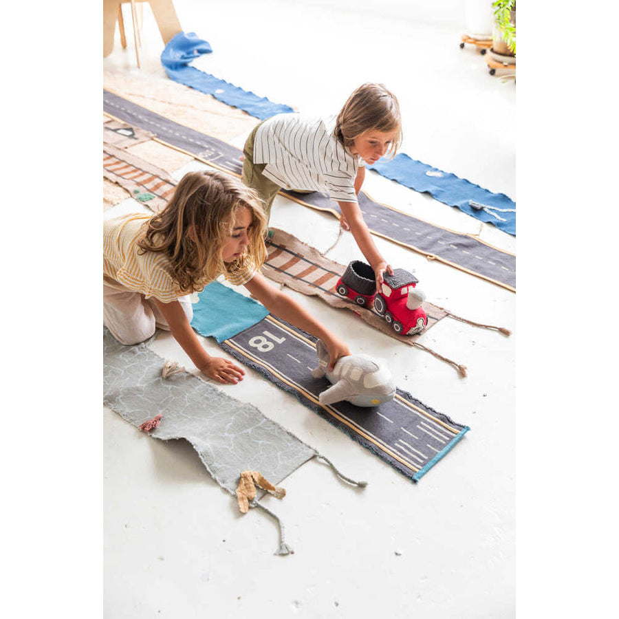 lorena-canals-ride-&-roll-train-machine-washable-textile-toy-lore-sct-train