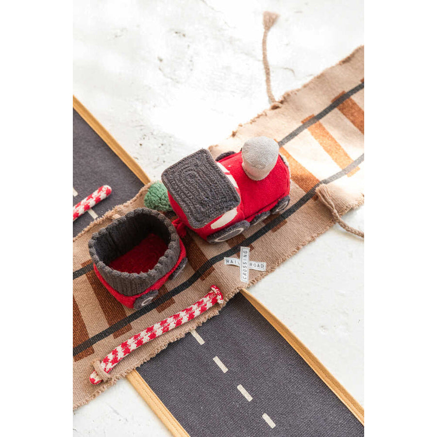 lorena-canals-ride-&-roll-train-machine-washable-textile-toy-lore-sct-train