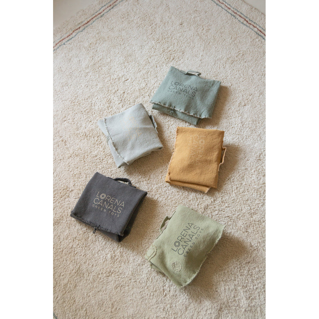 lorena-canals-small-world-machine-washable-green-toy-the-island-toy-set-lore-tt-island