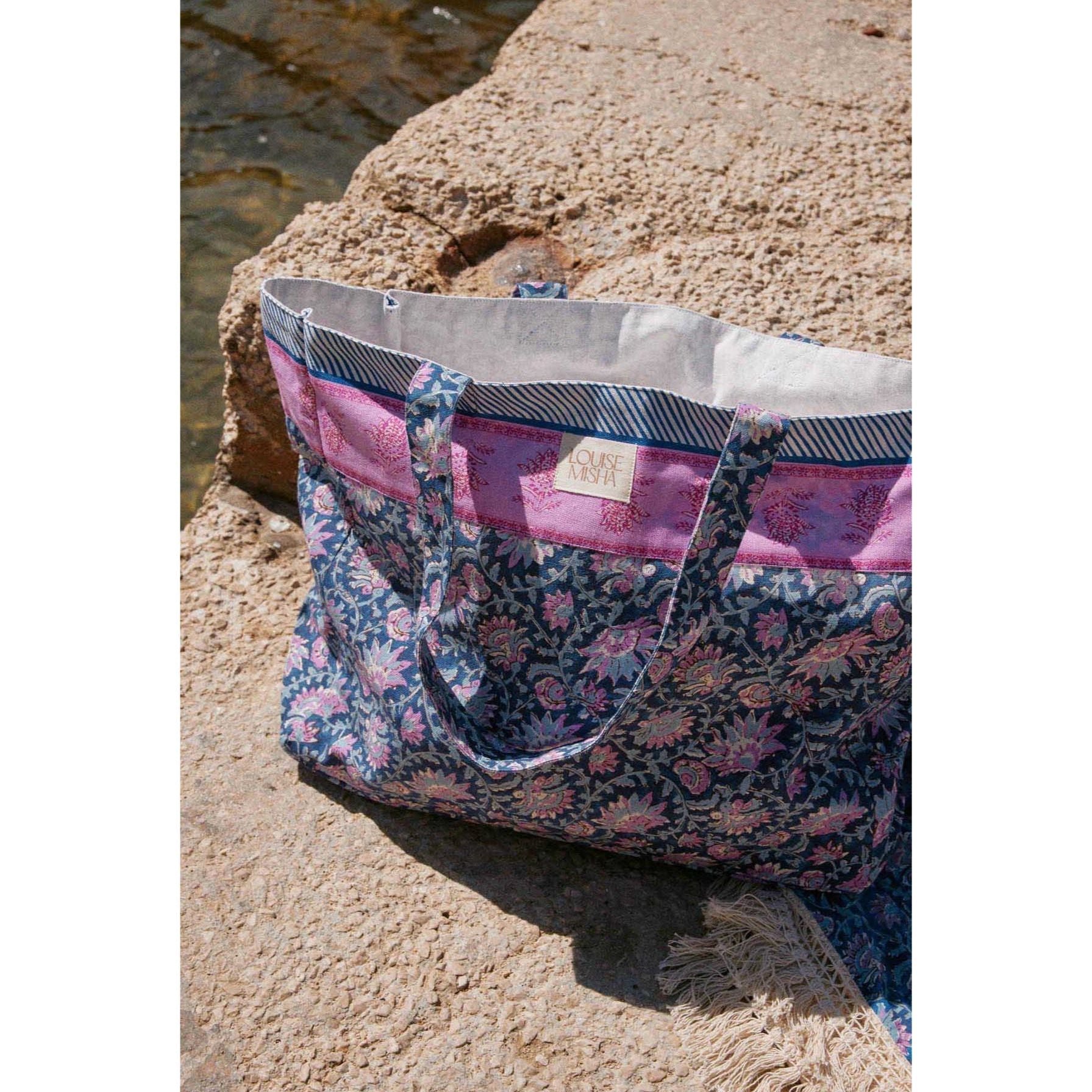 louise-misha-tote-bag-beverly-printed-duck-weave-blue-capri-cove-mish-s25t0198-bcc-s