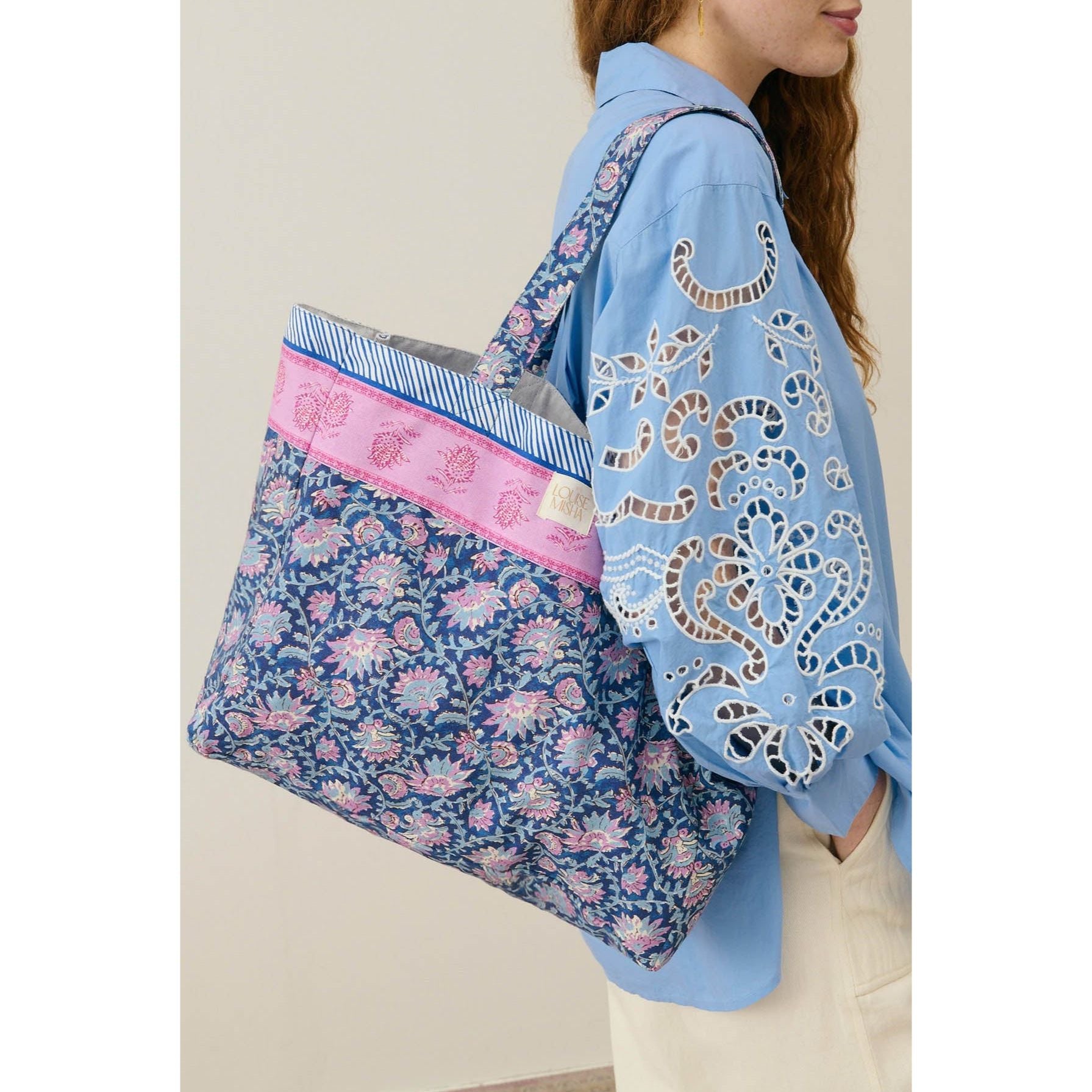 louise-misha-tote-bag-beverly-printed-duck-weave-blue-capri-cove-mish-s25t0198-bcc-s