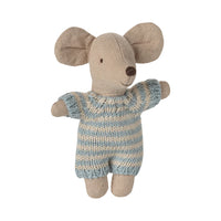 maileg-baby-mouse-in-carry-cot-blue-play-toy-mail-17500300