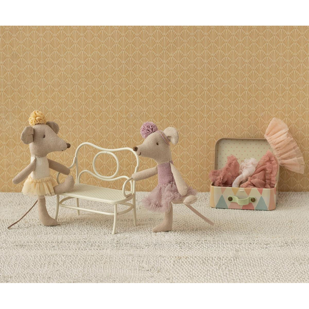 maileg-ballerina-mouse-little-sister-off-white-play-toy-mail-17610700