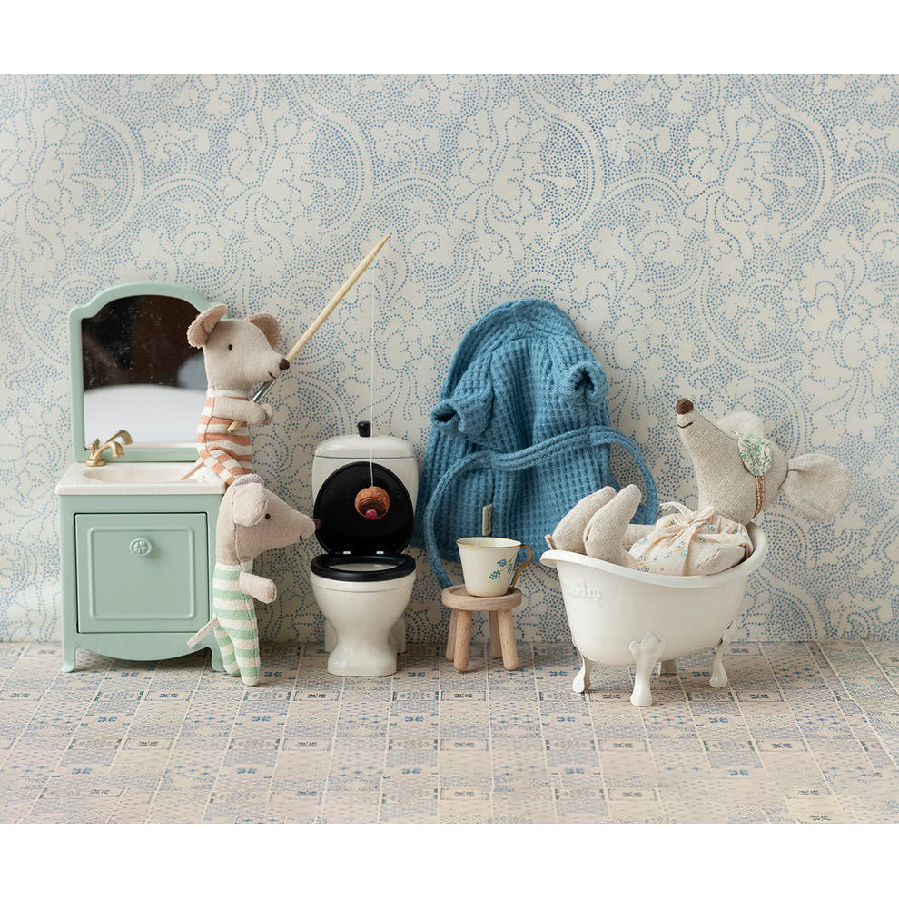 maileg-bathtub-mouse-mail-11410800