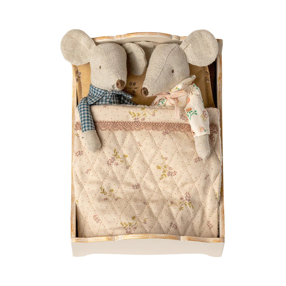 maileg-bed-mouse-off-white-mail-11500400