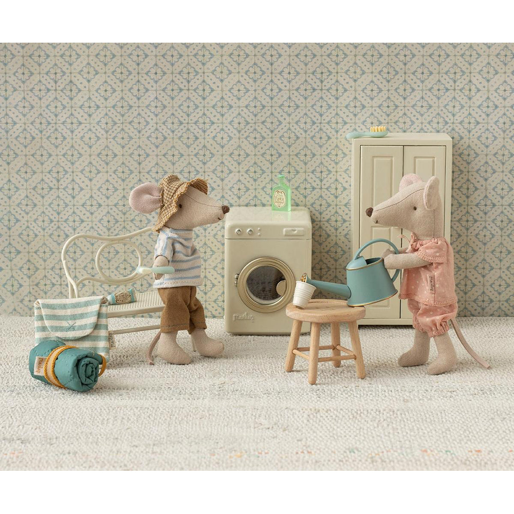 maileg-big-sister-mouse-in-matchbox-play-toy-mail-17620000