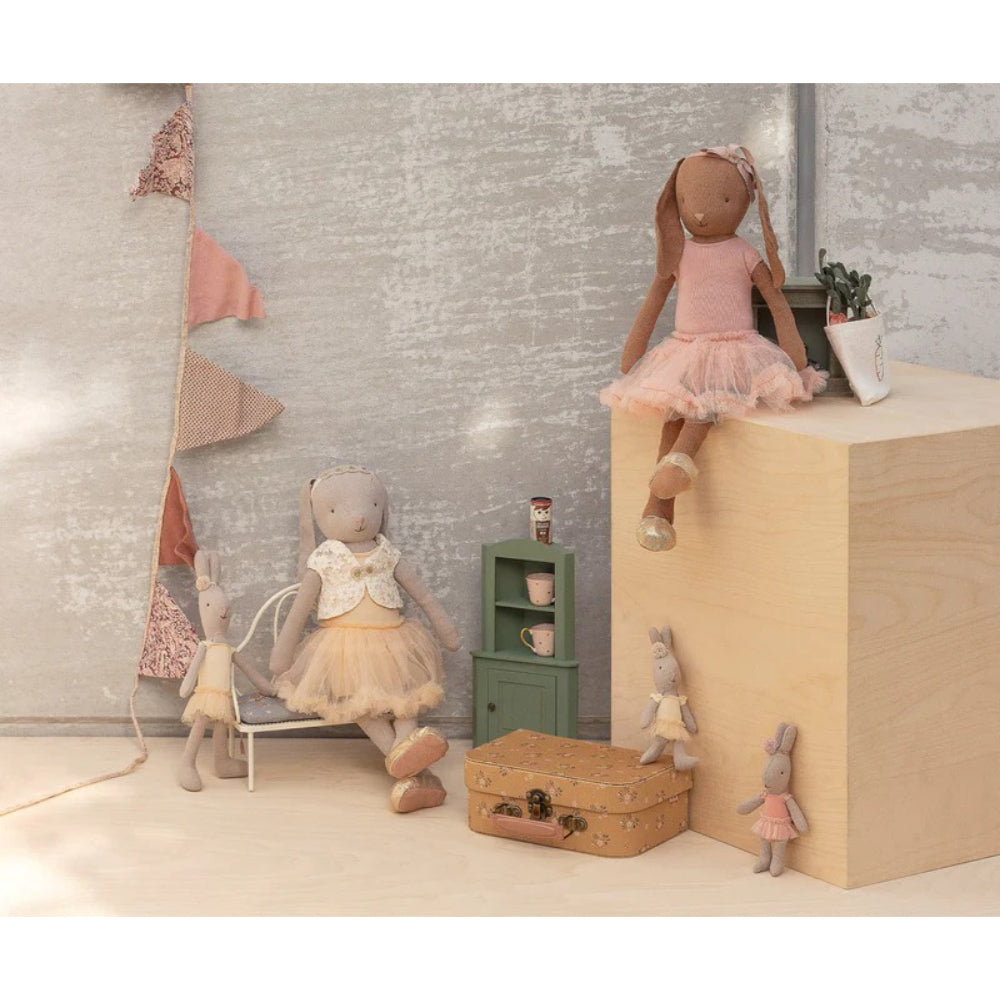 maileg-bunny-size-3-classic-ballet-suit-and-skirt-cream-mail-16530700