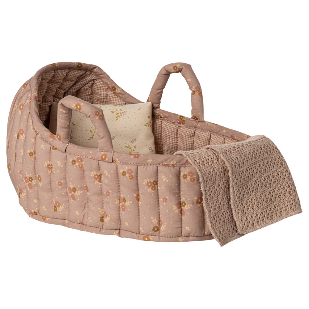 maileg-carry-cot-large-rose-mail-11540300