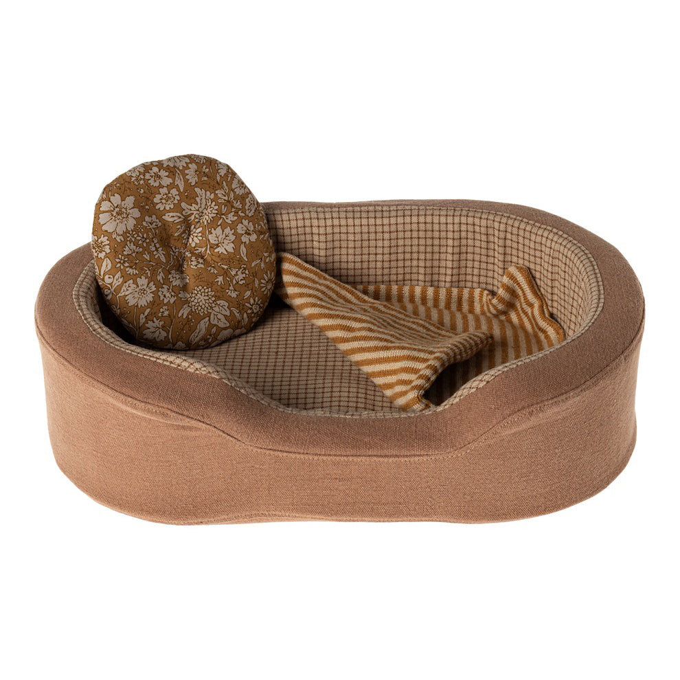 maileg-cosy-basket-small-brown-mail-16490101