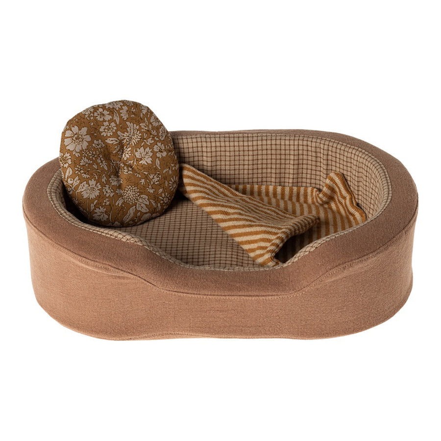maileg-cosy-basket-small-brown-mail-16490101