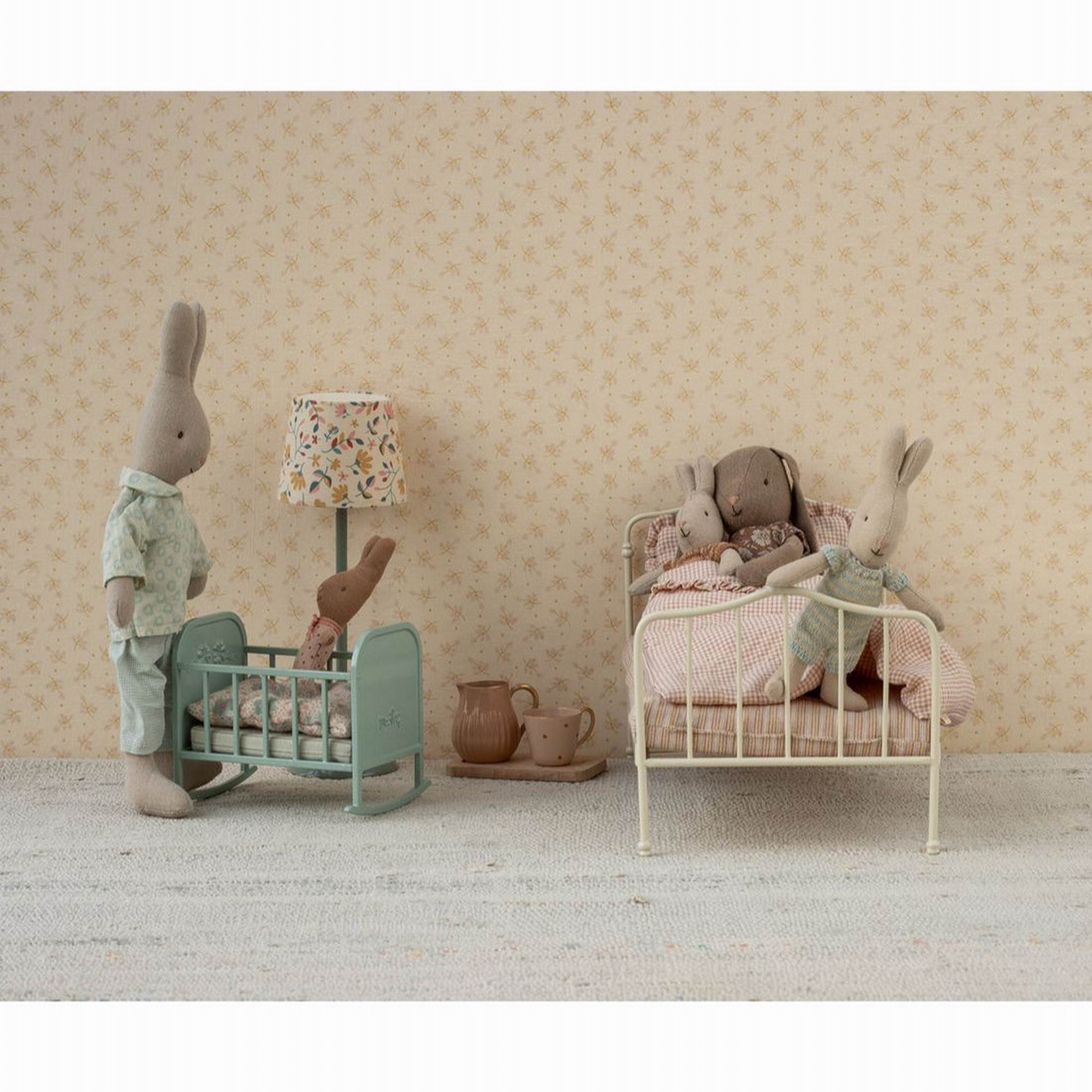 maileg-cradle-my-blue-mint-play-toy-mail-11510400-02