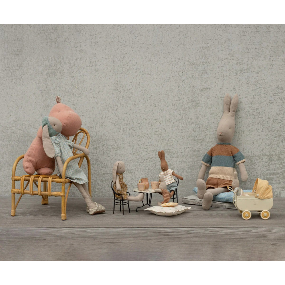 maileg-dining-table-set-with-2-chairs-mail-11511000