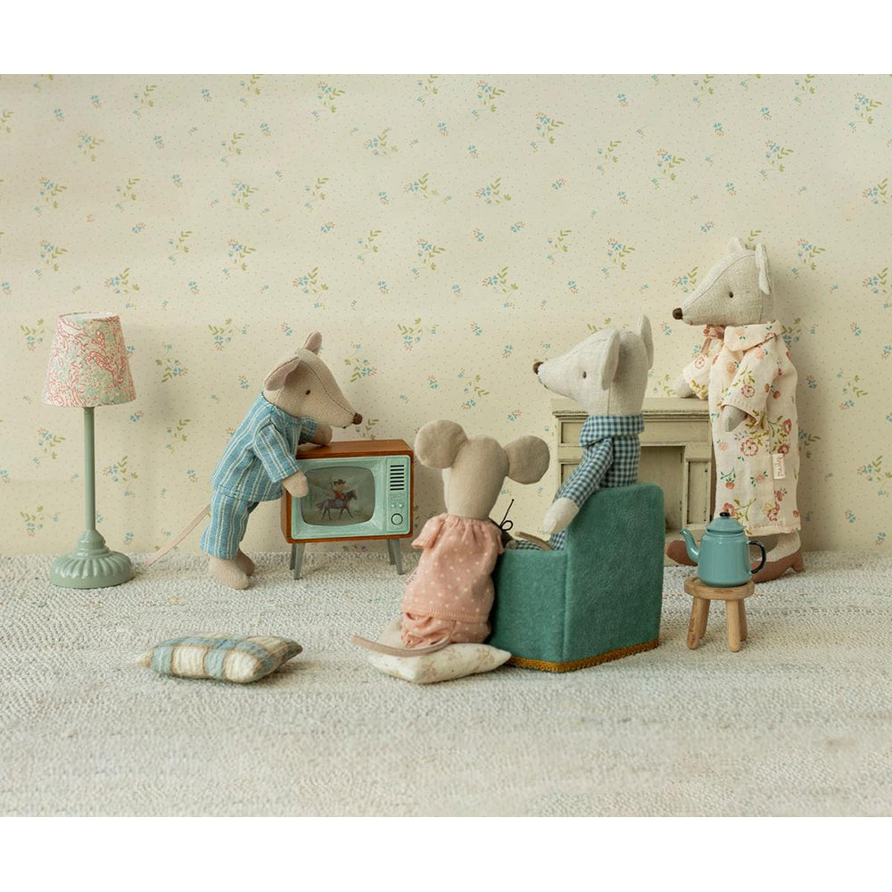 maileg-grandma-and-grandpa-mice-in-cigarbox-play-toy-mail-17630300