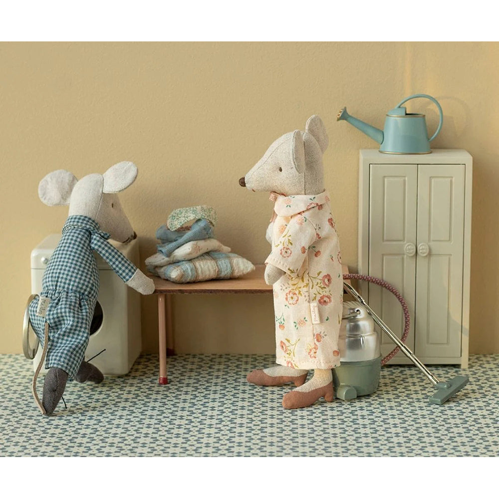 maileg-grandma-and-grandpa-mice-in-cigarbox-play-toy-mail-17630300