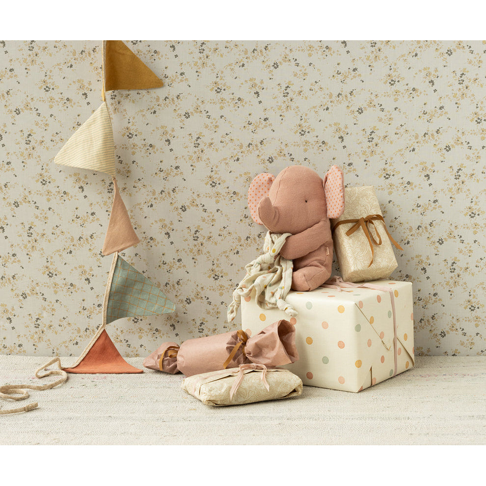 maileg-lullaby-friends-elephant-old-rose-mail-16497101