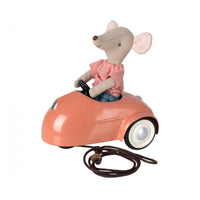maileg-mouse-car-coral-mail-11310803