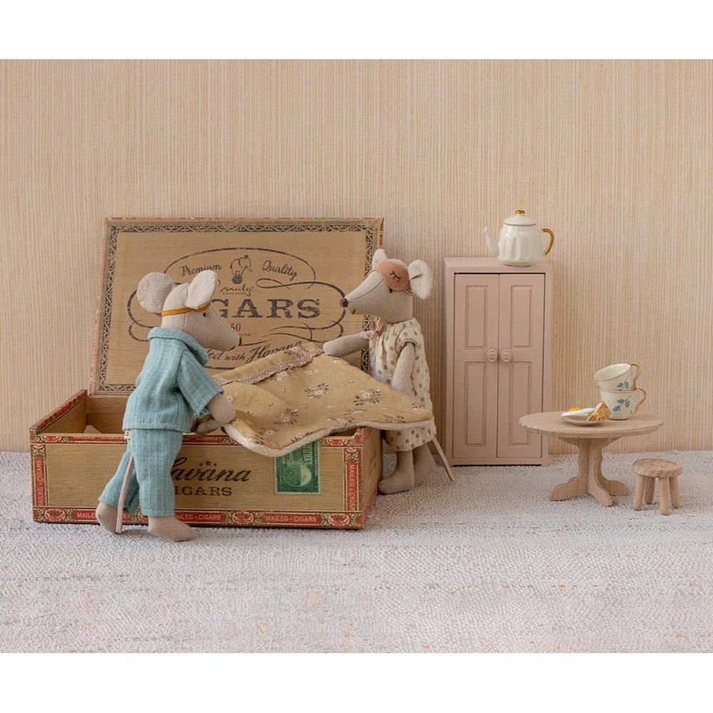 maileg-mum-dad-mice-in-cigarbox-play-toy-mail-17531300