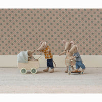 maileg-mum-mouse-play-toy-baby-nursery-mail-17530000-03