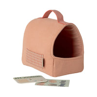 maileg-pet-carrier-coral-play-toy-mail-16691500