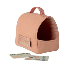 maileg-pet-carrier-coral-play-toy-mail-16691500