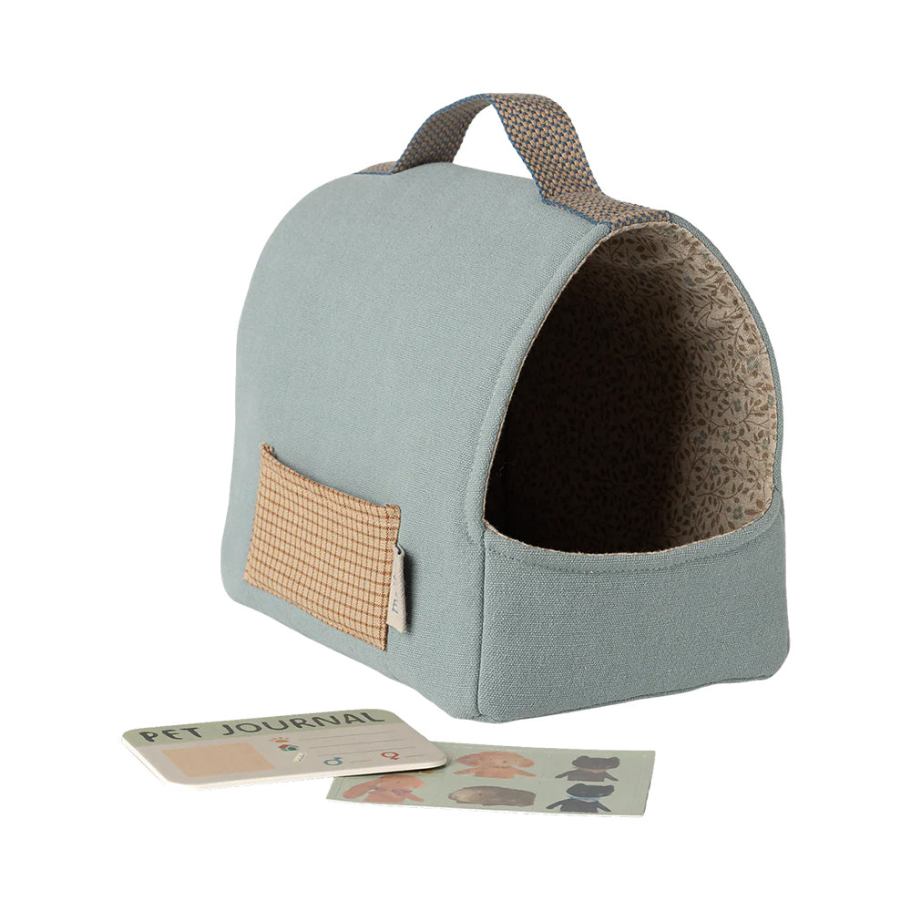 maileg-pet-carrier-dusty-blue-play-toy-mail-16691501