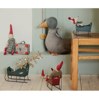 maileg-sleigh-mouse-green-mail-11200901