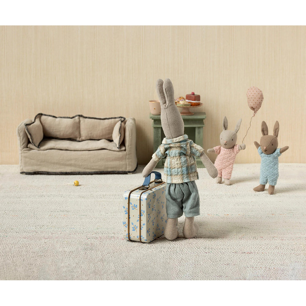 maileg-small-suitcase-madelaine-blue-play-toy-mail-19360300