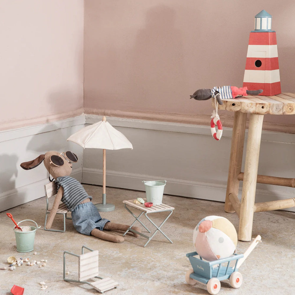 maileg-sunshade-miniature-mail-11140400