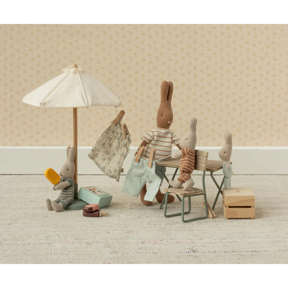 maileg-sunshade-miniature-mail-11140400