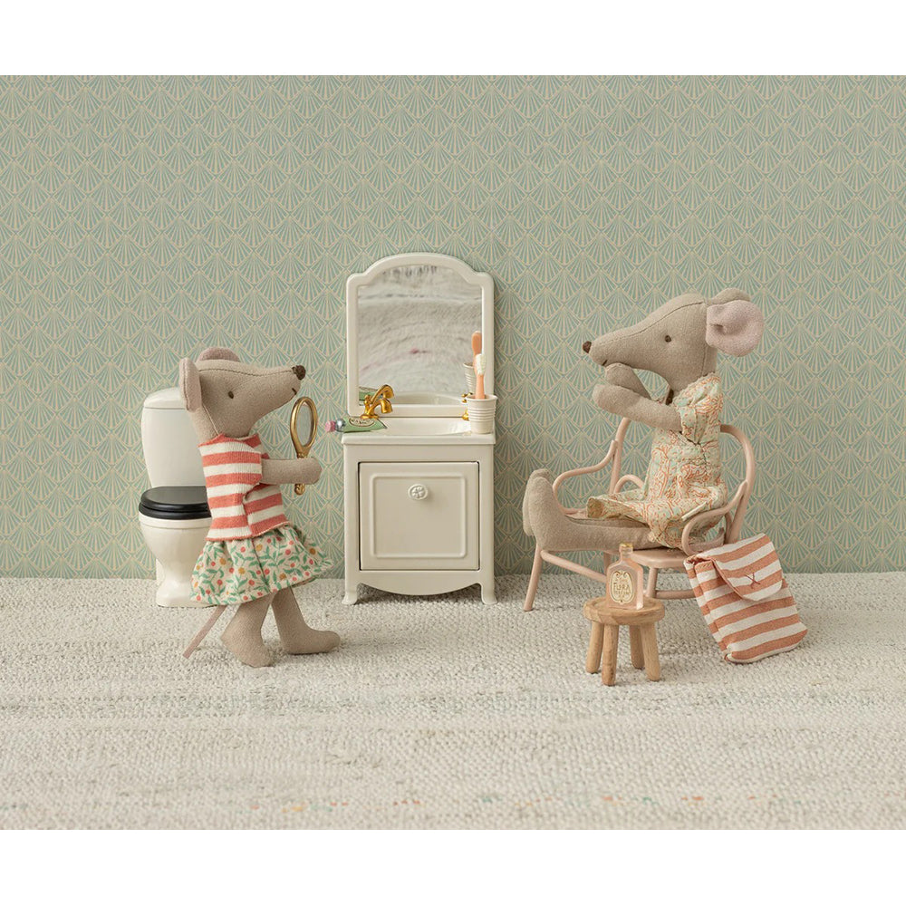 maileg-toothbrush-set-in-bag-mouse-coral-stripe-play-toy-mail-11630300