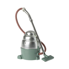 maileg-vacuum-cleaner-mouse-mail-11310600