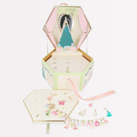 meri-meri-laduree-x-meri-meri-charm-bracelet-advent-calendar