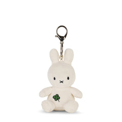 miffy-four-leaf-clover-keychain-offwhite-10-cm-4-offwhite-clothing-wear-fashion-accessories-miff-24904002