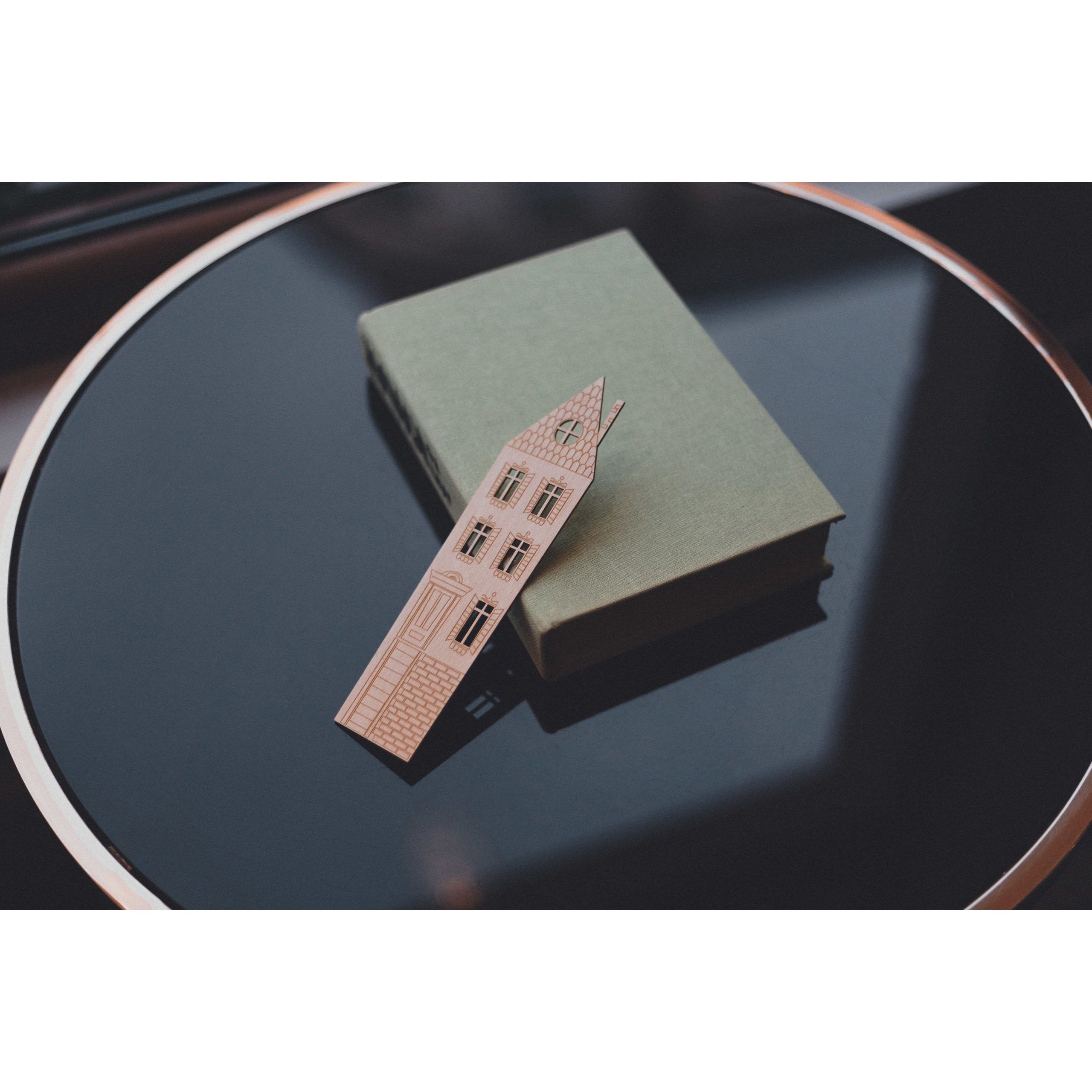 milin-tenement-house-wooden-bookmark-miln-5904555691391