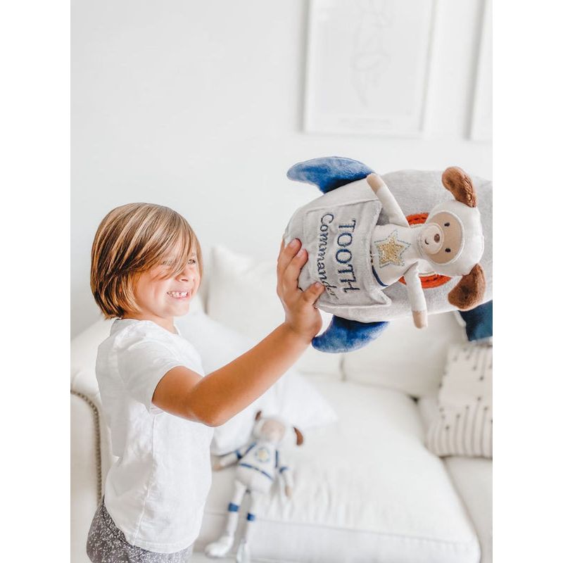 mon-ami-spaceship-tooth-commander-pillow-and-doll-mona-55367