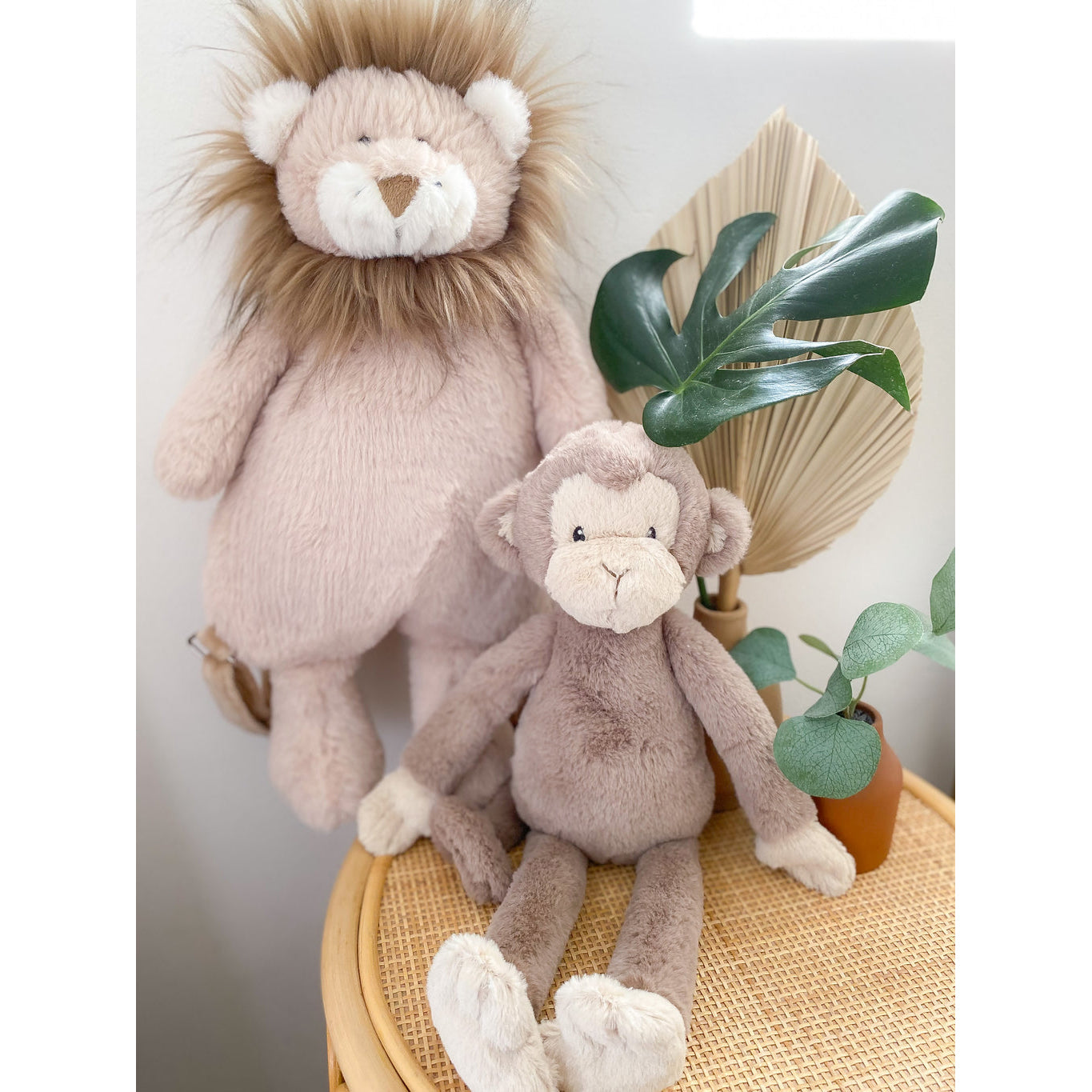 mon-ami-zuri-lion-backpack-mona-bp1009