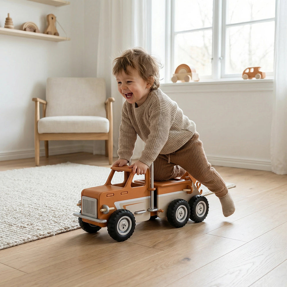 moover-mack-truck-brown-play-toy-moov-885553