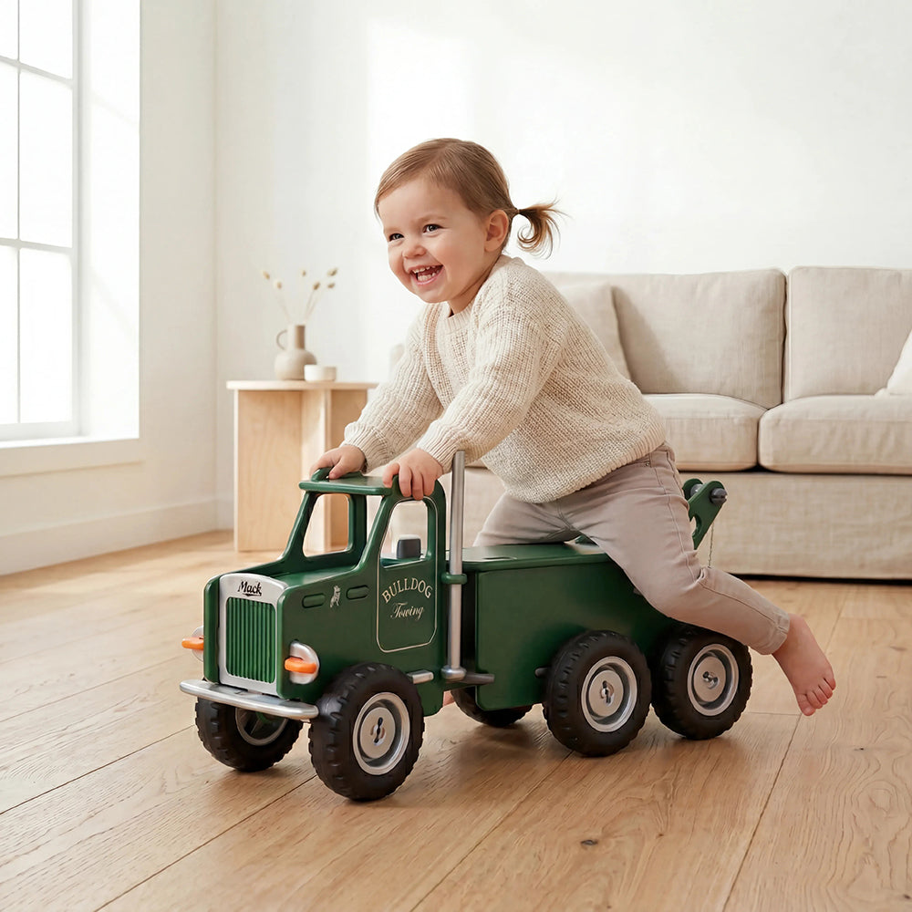 moover-mack-truck-green-play-toy-moov-881005