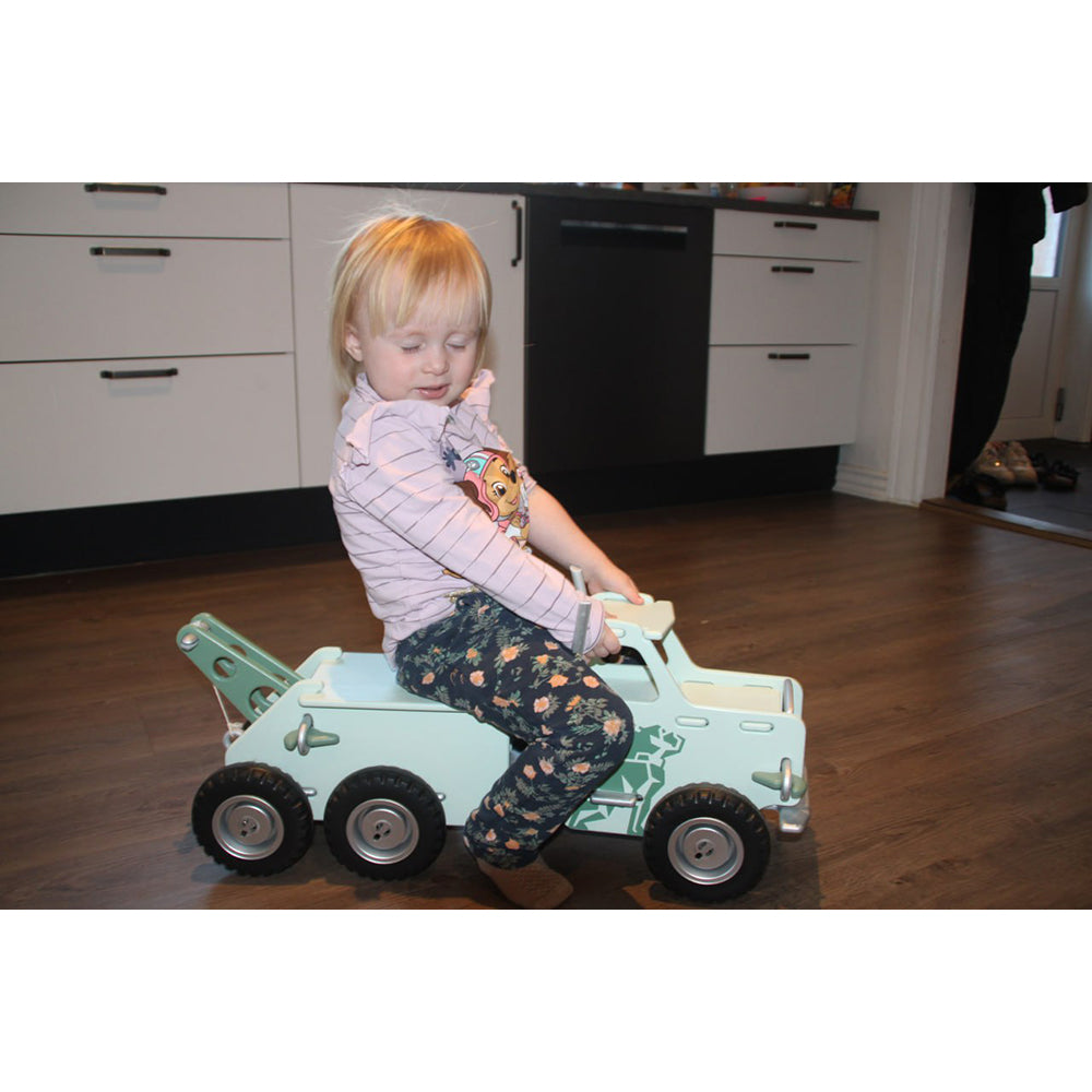 moover-mack-truck-light-green-play-toy-moov-885515