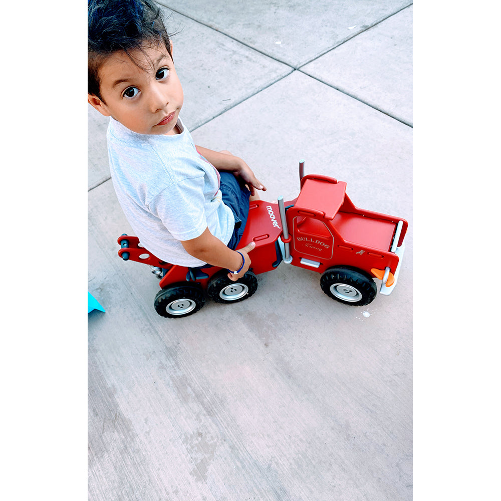 moover-mack-truck-red-play-toy-moov-880985
